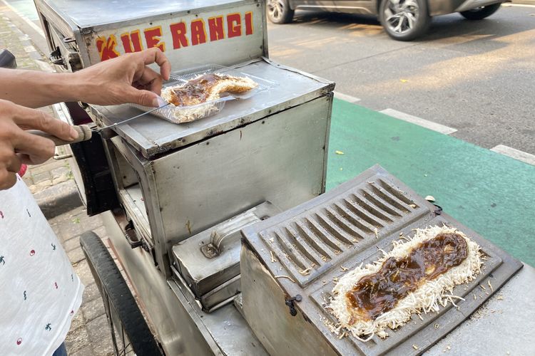 Ekonom: Tantangan Kue Rangi Bukan Resep, tapi Distribusi dan Pemasaran