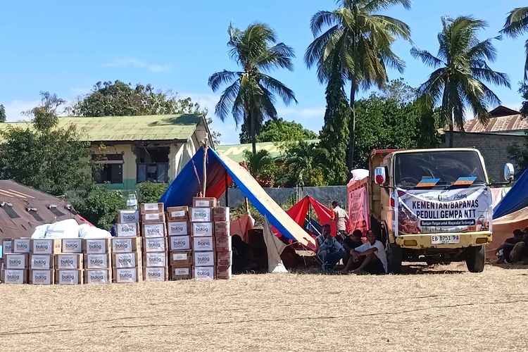 Gempa NTT: Bantuan Logistik Terus Datang, namun Pembagian Terhambat