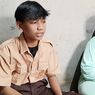 Kisah Haru Kakak Beradik di Bogor Bergantian Pakai Seragam dan Sepatu ke Sekolah