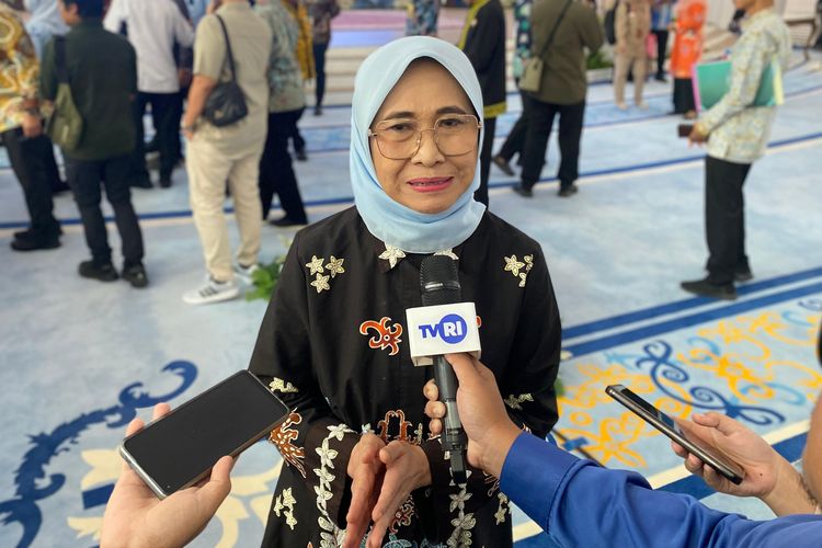 Ketua Komisi X dan XII DPR Diganti: Hetifah Sjaifudian dan Bambang Patijaya 