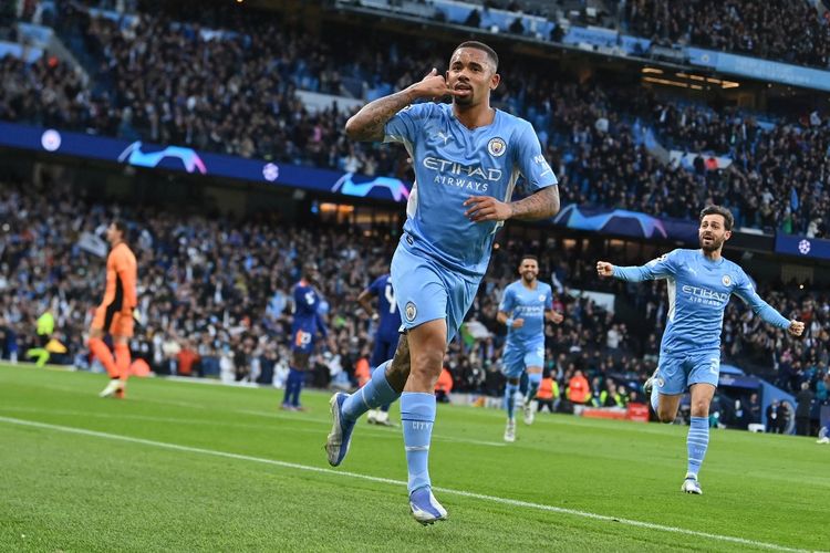 Penyerang Manchester City Gabriel Jesus melakukan selebrasi setelah mencetak gol ke gawang Real Madrid pada laga leg pertama semifinal Liga Champions, Rabu (27/4/2022) dini hari WIB.