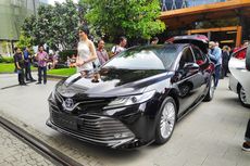 Kado Awal Tahun, Toyota Luncurkan All New Camry 