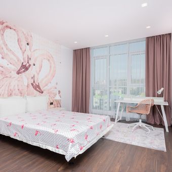 Ilustrasi dekorasi kamar tidur bertema flamingo. 