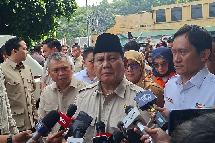 Prabowo Soroti 1.800 Pelintasan Kereta Sebidang Tak Aman di Jawa, Siapkan Rp 4 Triliun