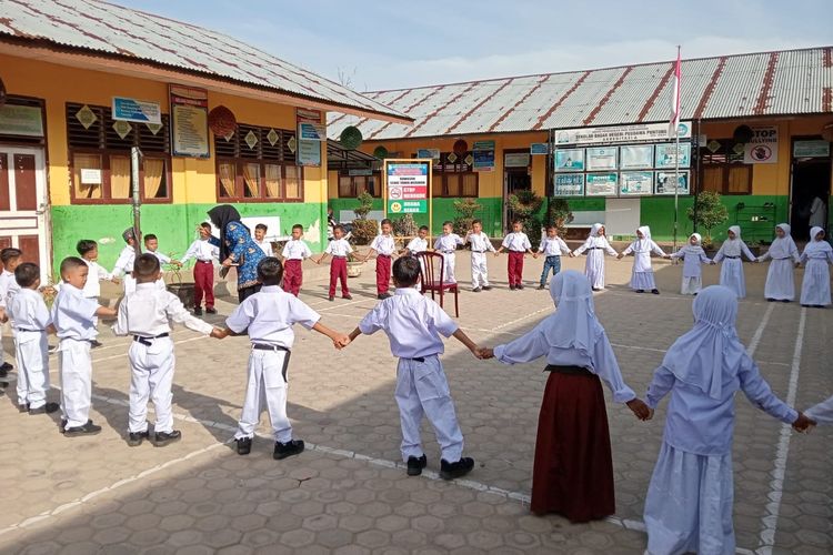 Penguatan kapasitas semua pihak yang terlibat dalam pencegahan kekerasan menjadi kunci penting dalam menciptakan satuan pendidikan yang bebas kekerasan. 