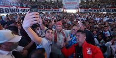 Bergurau dengan Raffi Ahmad, Prabowo: Aku Dulu Ganteng Juga