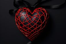 Rano Karno Buka Karnaval Sarendo-Rendo di Monas, Penutup Tahun ala Betawi