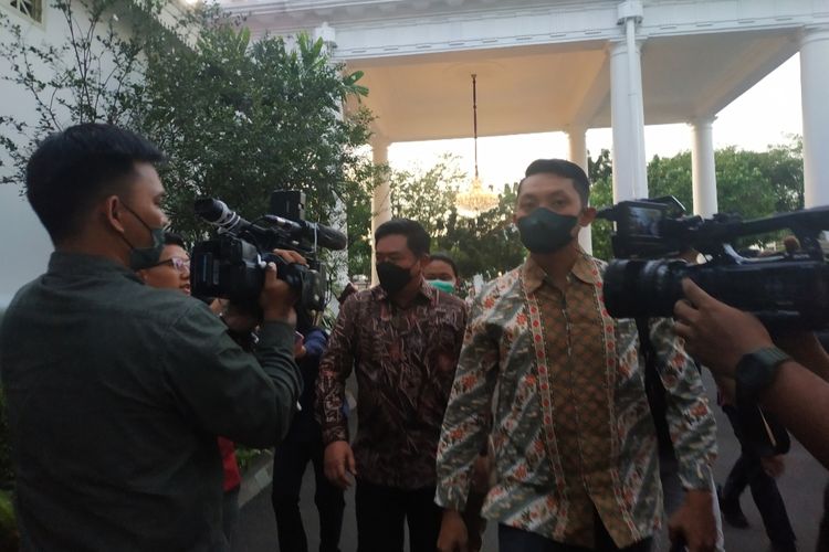 Mantan Panglima TNI Hadi Tjahjanto di kompleks Istana Kepresidenan, Selasa (14/6/2022).