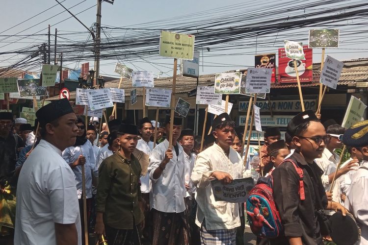 Cianjur dan Tatar Santri, Jumlah Santri Diperkirakan Capai 1 Juta Orang