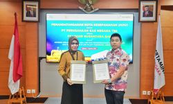 Gali Potensi Gas di Jatim, PGN dan Likuid Nusantara Gas Tanda Tangani MoU Kerja Sama LNG