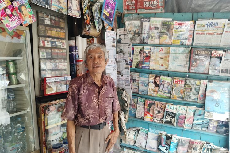 Kisah Kek Zulfan sudah 50 Tahun Berjualan Koran, Sempat Nikmati Kejayaan Jadi Toko Koran Terbesar di Medan