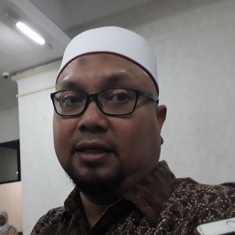 Komisioner KPU Ilham Saputra