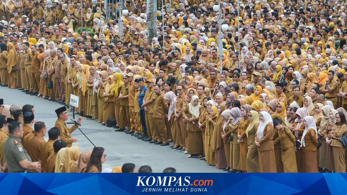 WFH ASN Tiap Jumat Berlaku, Sosiolog Ingatkan Risiko Produktivitas dan Ekonomi ~WR

Klik untuk baca: