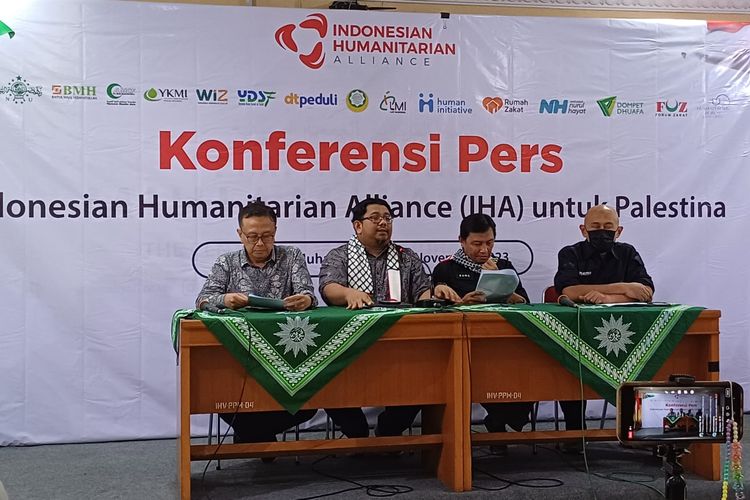 Konferensi pers Indonesian Humanitarian Alliance (IHA) di Kantor PP Muhammadiyah, Kamis (2/11/2023) terkait penyaluran bantuan untuk konflik Gaza, Palestina.