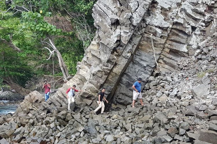 Rombongan wartawan bersiap untuk senorkeling di Pantai Iboih, Kota Sabang, Provinsi Aceh, Rabu (1/5/2019)