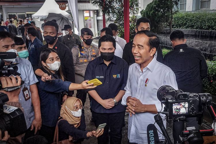 Presiden Jokowi kunjungi Kantor Pos Kota Bandung, Kamis (13/10/2022).