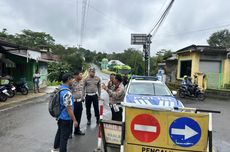 2 Hari Gibran di Manokwari: Pakai Noken, Rapat, hingga Bagikan Laptop dan Sepeda