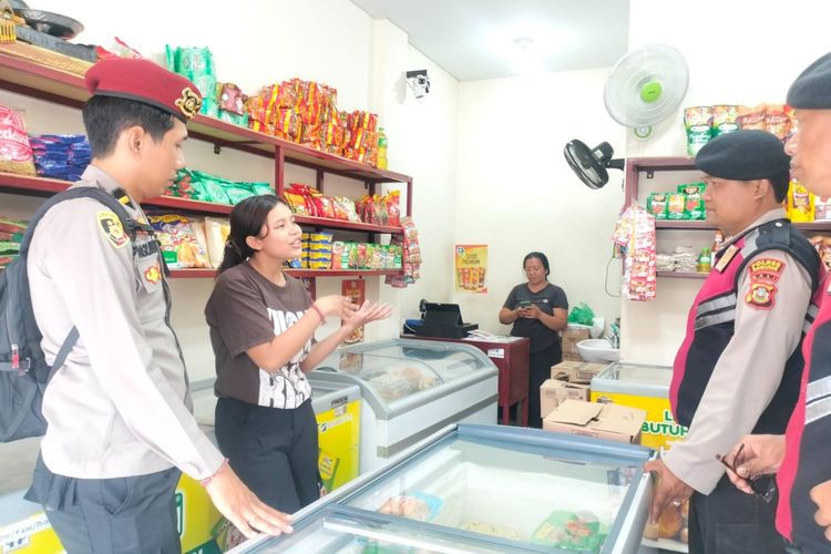 2 WNA Tipu Penjaga Toko di Badung, Pura-pura Belanja lalu Gasak Uang Kasir