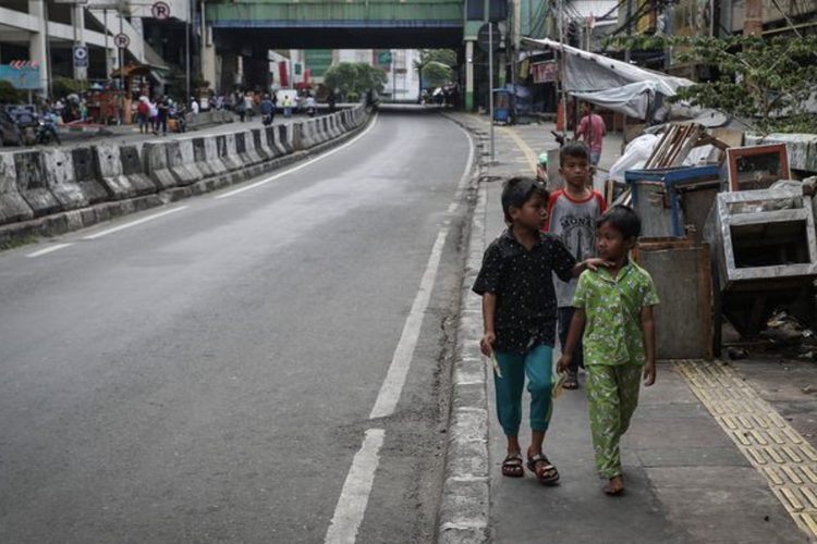 Jalanan Pasar Tanah Abang yang lengang usai Lebaran 2023.