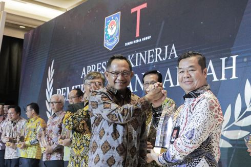 Pemprov DKI Jakarta Terima Penghargaan Aspek Kinerja Total Tingkat Provinsi