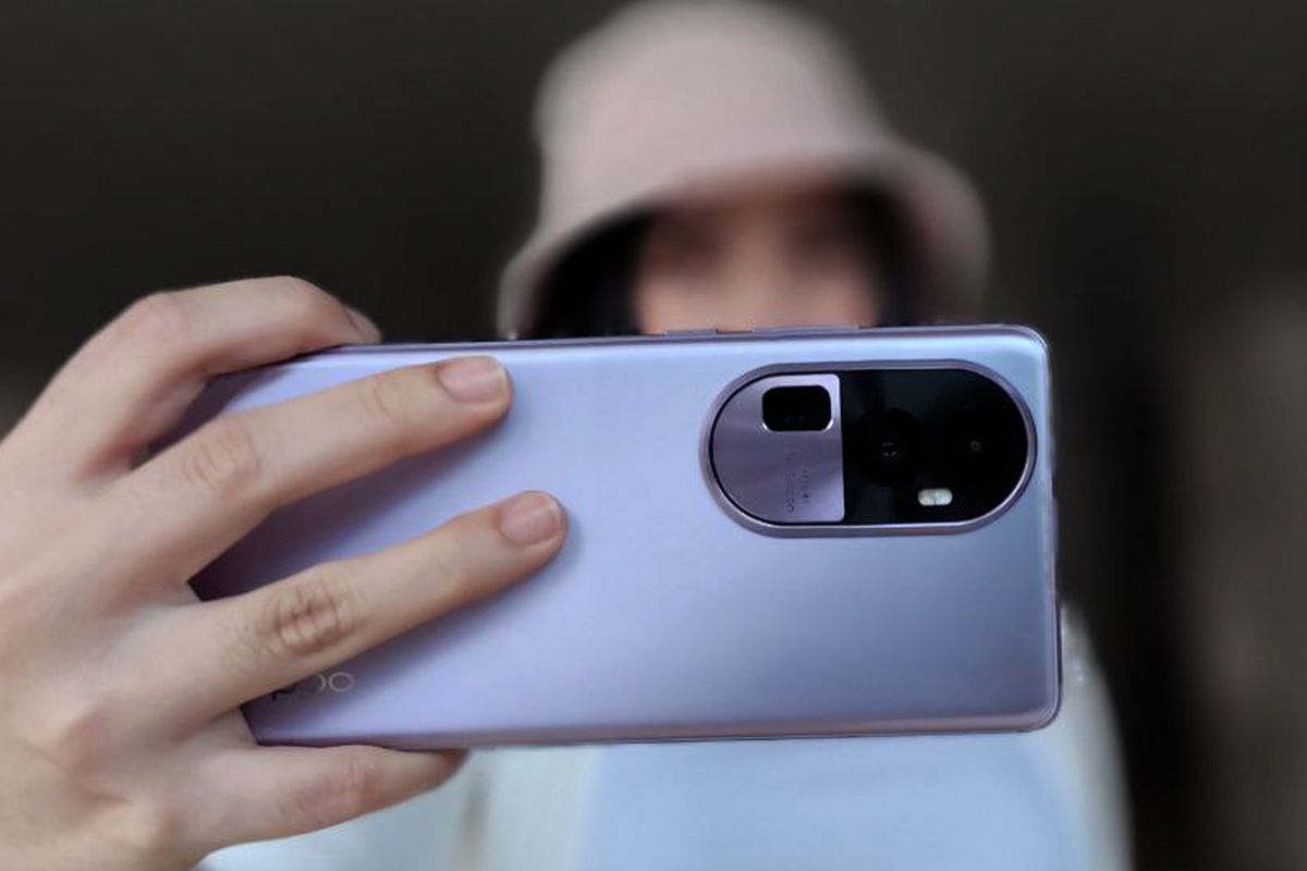 Oppo Reno10 Pro Plus 5G hadir dengan kamera telephoto portrait 64 MP.