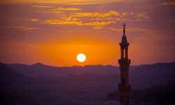 Hikmah Kisah Maulid Nabi Muhammad SAW: Meneladani Akhlak Mulia dalam Kehidupan