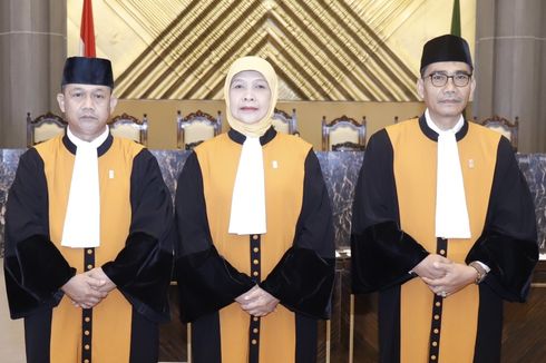 Ketua MA Lantik Tiga Hakim Agung