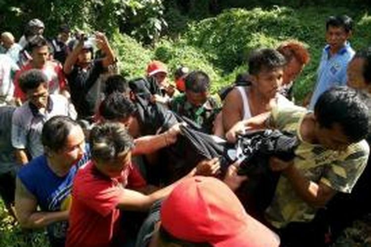 Korban kesetrum saat mencari ikan di sungai di Manado ditemukan dalam kondisi tewas.