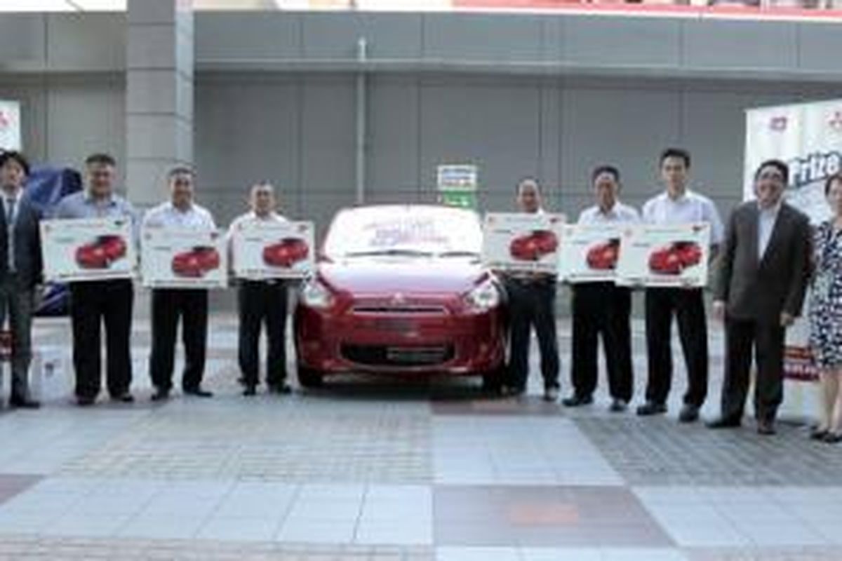 Pemenang SerPrize mendapatkan Mitsubishi MIrage