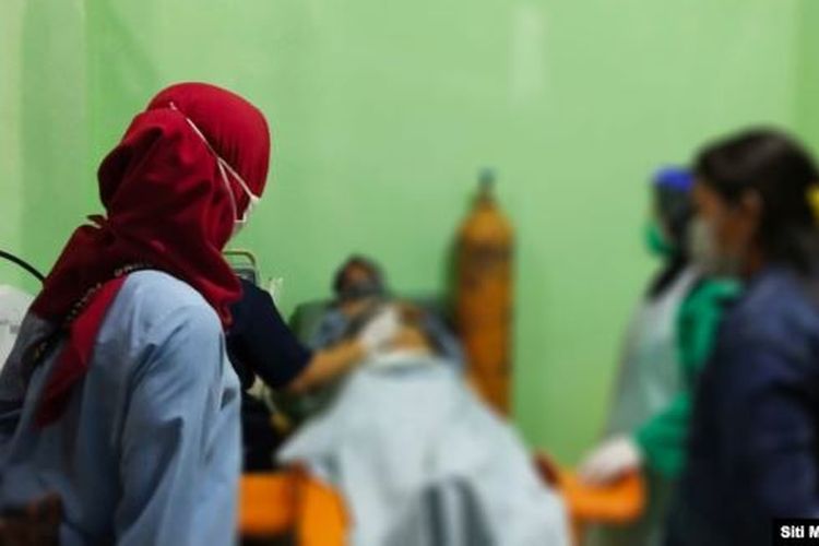 Program pendampingan ibu hamil dengan HIV yang dilakukan Siti Maryam Rumkakir dan IPPI Papua Barat. 