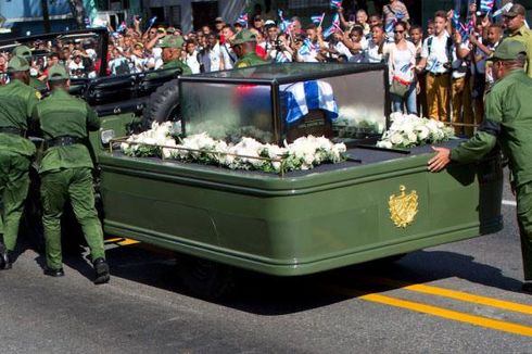 Mobil Jenazah Fidel Castro Mogok di Tengah Jalan