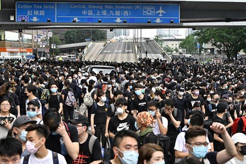 Unjuk Rasa Menentang UU Ekstradisi Lumpuhkan Pusat Hong Kong