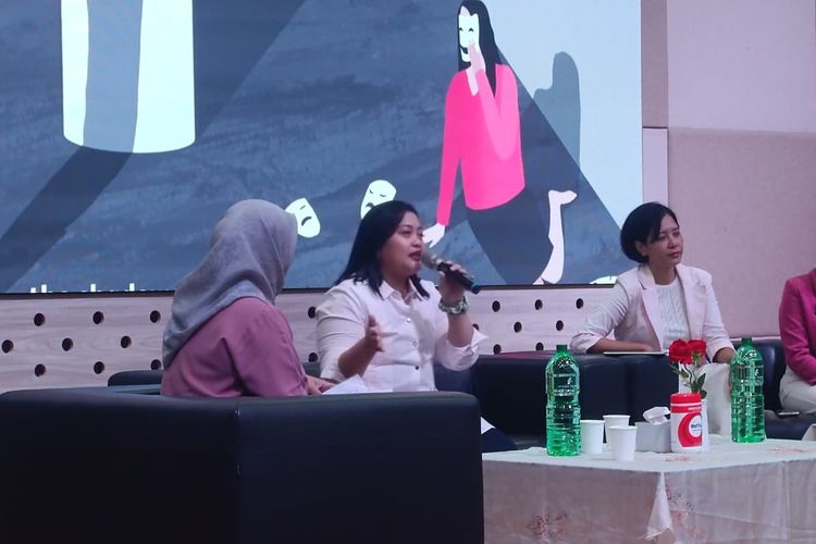 Psikolog Ina Luthfie, S.Psi., M.A, saat ditemui dalam perayaan ulang tahun anggota boyband BTS bernama Park Jimin bertajuk Face of the Night, di Aula Majapahit, Museum Mandiri, Jakarta Barat pada Minggu (23/11/2025).