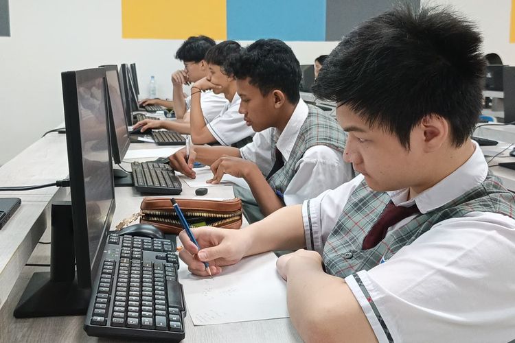 5 Siswa SMPK Penabur Jakarta Raih Medali OSN 2026, 1 Siswa Jadi The Best Overall 