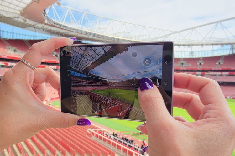 Saya Bawa Samsung Galaxy Z Fold 8 Keliling London, Hanya Dua Kamera tapi Hasil Bikin Terkesima