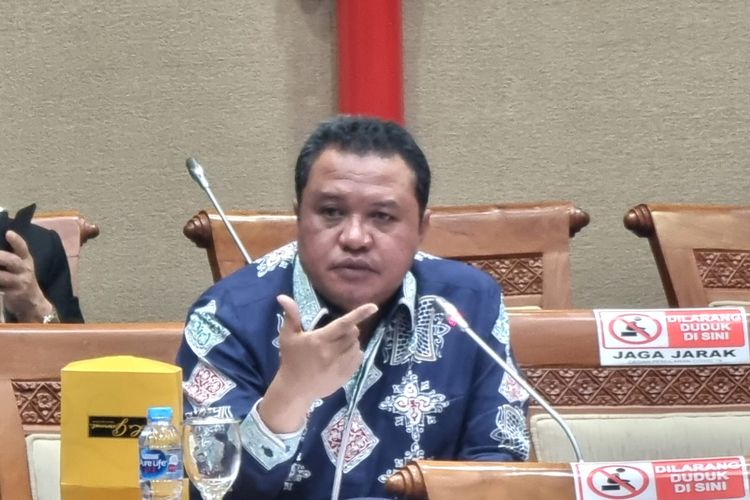 Anggota Dewan Perwakilan Rakyat (DPR) Republik Indonesia (RI) Komisi VII dari Partai Golongan Karya (Golkar) Lamhot Sinaga.
