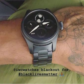 Jam tangan IWC black lives matter yang dipakai Lewis Hamilton