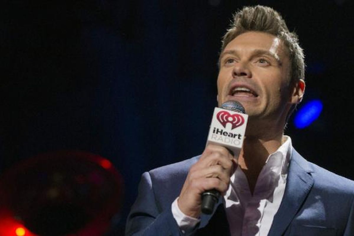 Ryan Seacrest, pembawa acara American Idol dan pendiri perusahaan rintisan Typo Products