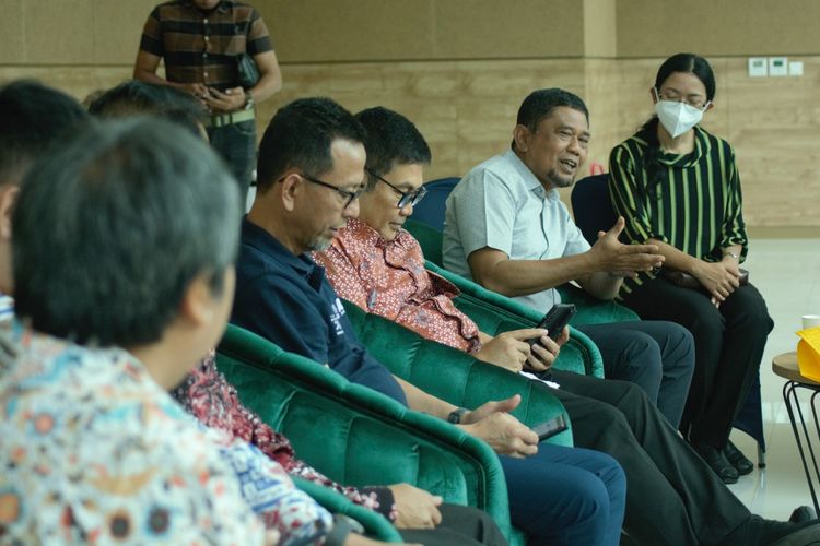 Plt Bupati Penajam Paser Utara, Kalimantan Timur, Hamdam saat menyampaikan kabupaten yang dipimpinnya tidak memiliki perguruan tinggi.