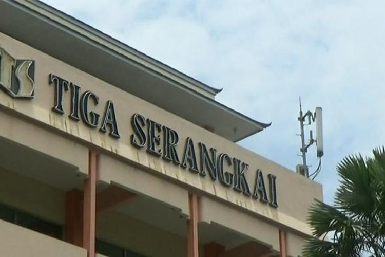 Perusahaan PT. Tiga Serangkai di Surakarta, Selasa (21/2/2017). 