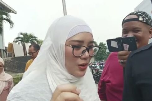 Klarifikasi Bebi Silvana soal Kabar Miring Rumah Tangganya dengan Opick 