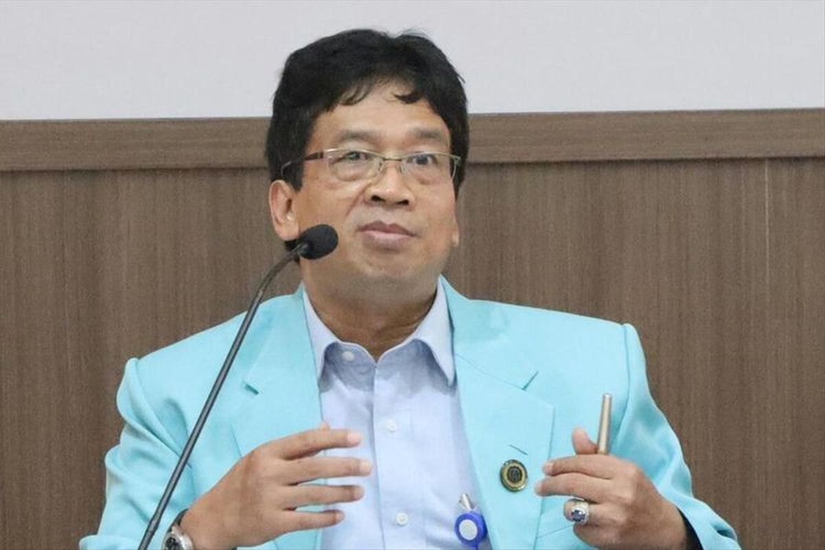Pasca reformasi, Rektor Universitas Sebelas Maret (UNS) Jamal Wiwoho melihat terjadi fenomena ?mendangkalnya nilai Pancasila? di masyarakat. Oleh karena itu ia menilai perlunya penguatan Badan Pembinaan Ideologi Pancasila (BPIP) melalui Undang-Undang sebagai lembaga negara yang bertanggung jawa atas pembinaan ideologi bangsa dalam seluruh aspek kehidupan masyarakat. 