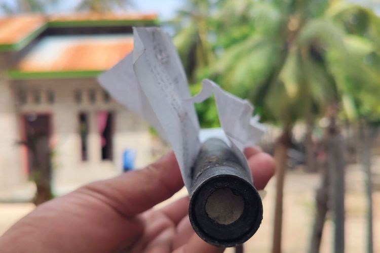 Warga Tepi Pantai Rote Ndao Dihebohkan Ledakan Benda Asing