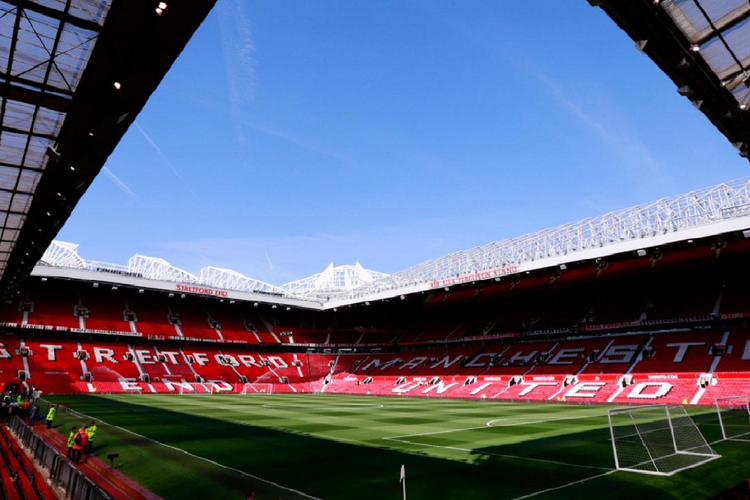 Stadion Manchester United, Old Trafford