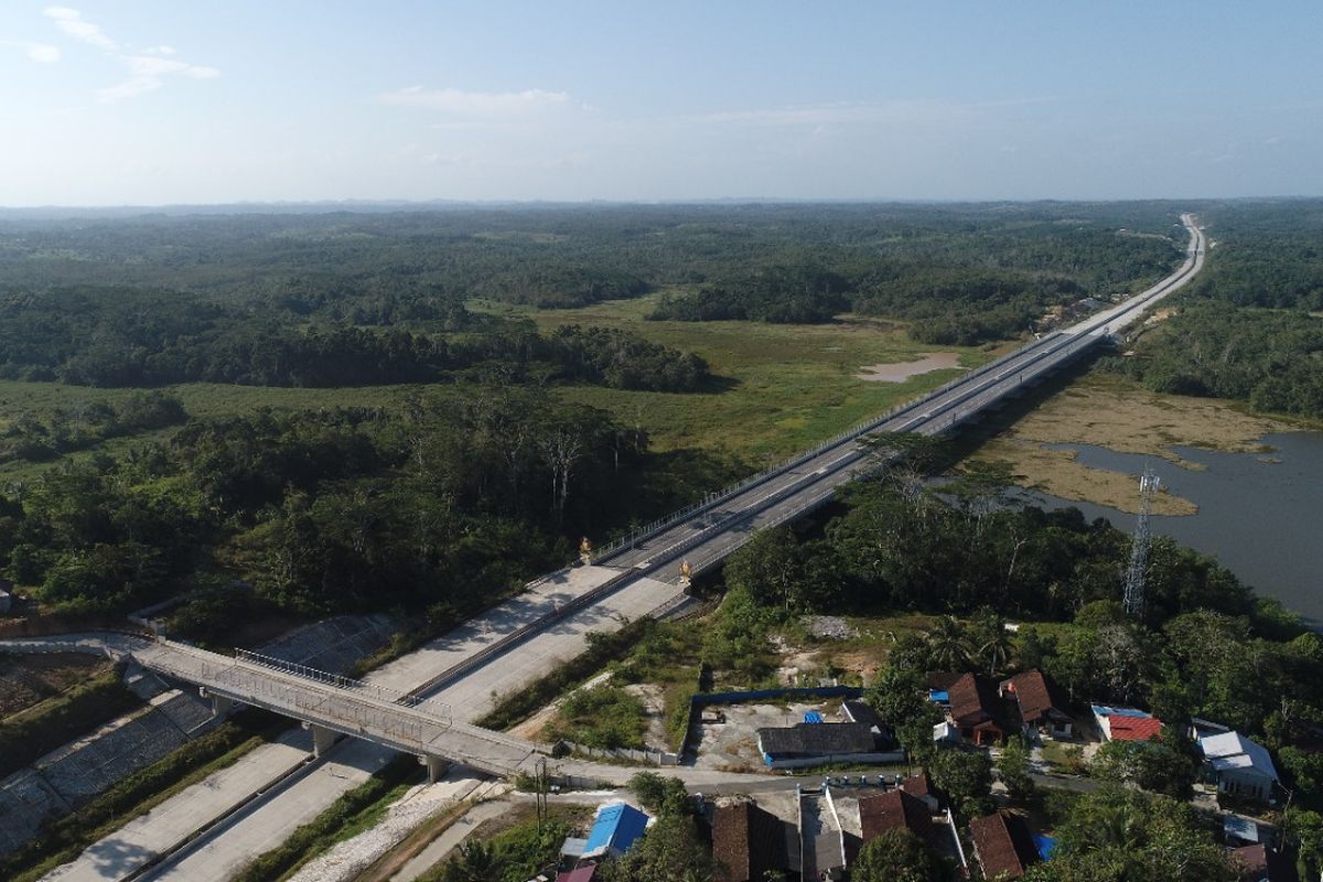 Jalan Tol Balikpapan-Samarinda (Balsam) dimiliki dan dioperasikan oleh PT Jasa Marga (Persero) Tbk