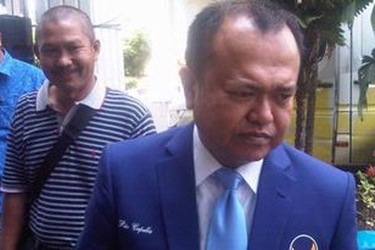Ketua Umum Nasdem, Patrice Rio Capella, saat ingin mendaftarkan partainya di Gedung Kementrian Hukum dan HAM, Jakarta, Rabu (27/7/2011)