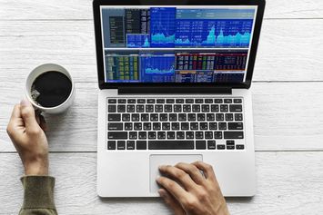 Mengenal Investasi Saham, Cara Mudah Menghasilkan Uang