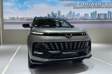 Penampakan Wuling New Almaz RS Hybrid di GIIAS 2023