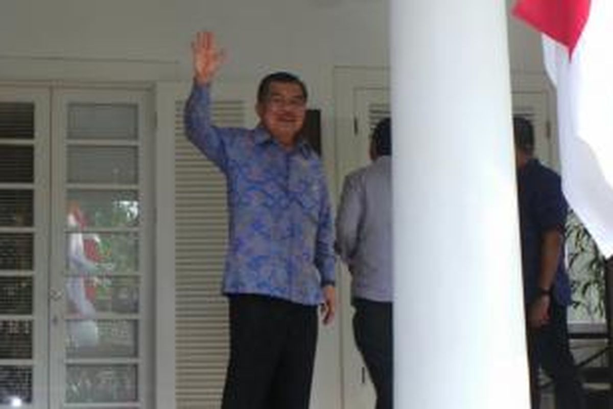 Wakil presiden terpilih Jusuf Kalla di Kantor Transisi, Jakarta, Kamis (28/8/2014).