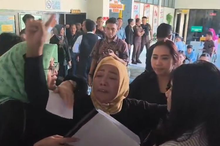 “Anak Saya Bukan Pembunuh